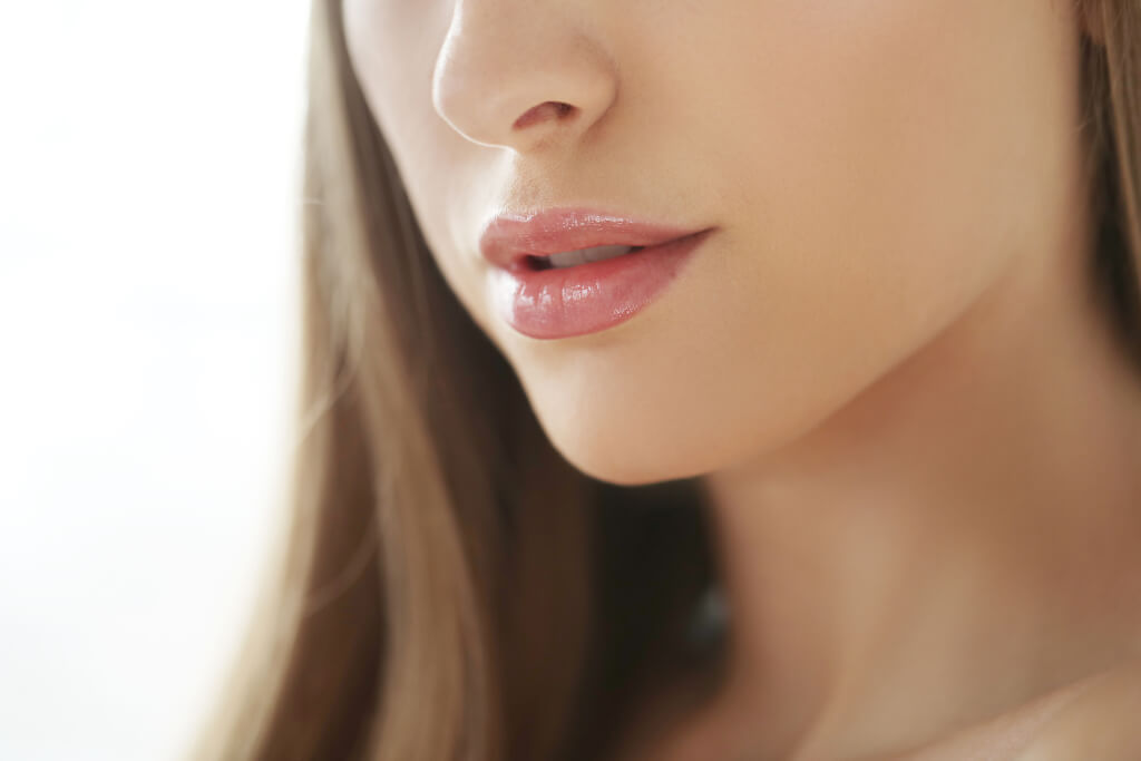 Beneficios del perfilado de labios con ácido hialurónico